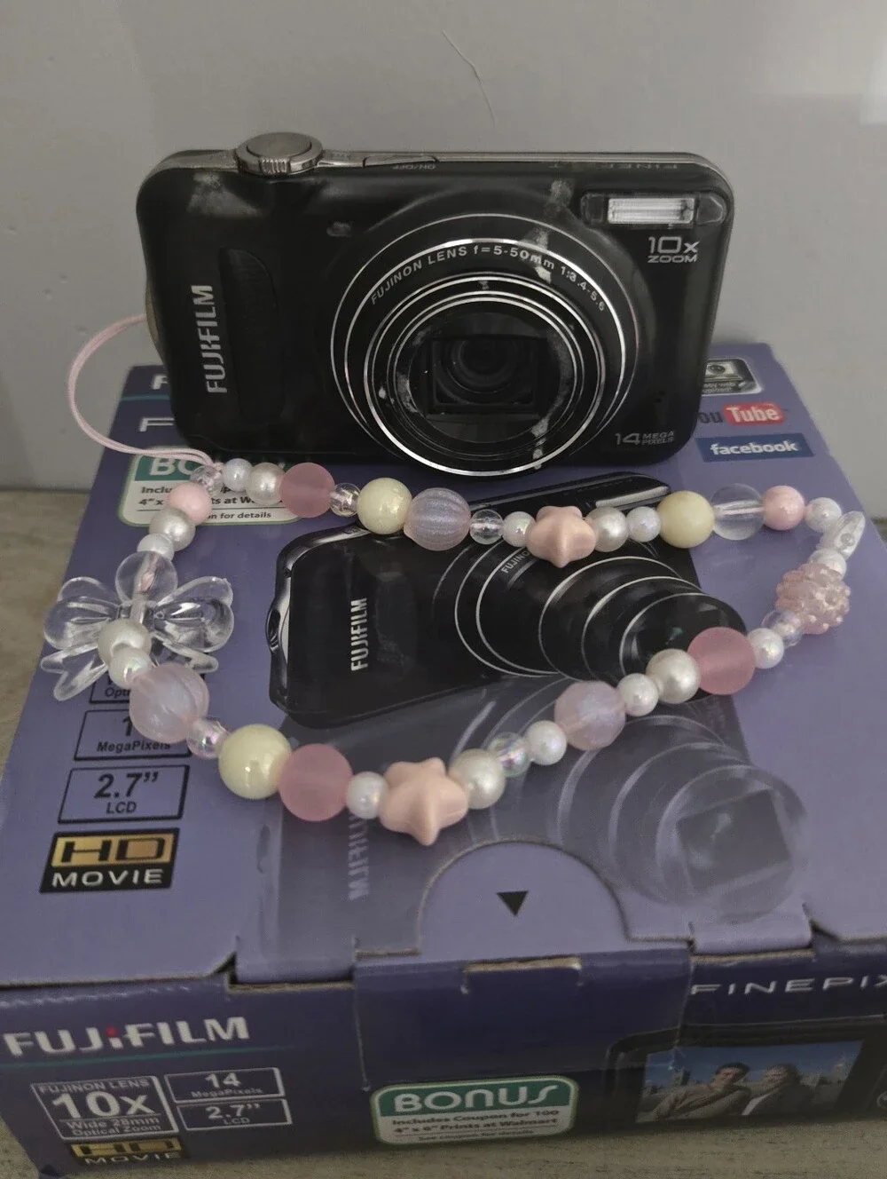 Fujifilm Finepix T190 14 Megapixel Digital Camera-Tested